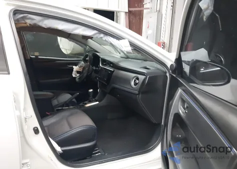 2017 Toyota Corolla Se z USA, uszkodzony, nr VIN 5YFBURHE5HP608213